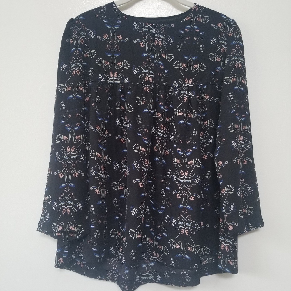 Suncoo Flowy Floral Blouse